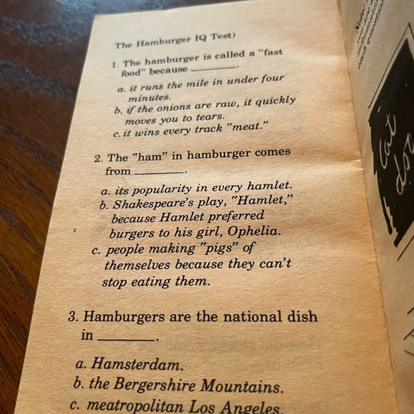 Vintage 1978 book | 101 Hamburger Jokes - Picture 11 of 11